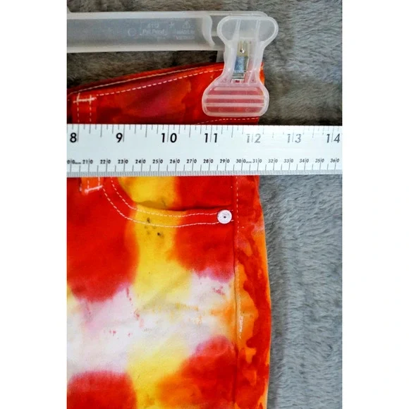 Tommy Bahama Girls 10 Artisan Hand Dyed Cutoff Shorts Red Orange Yellow Fire Gri - Picture 10 of 11